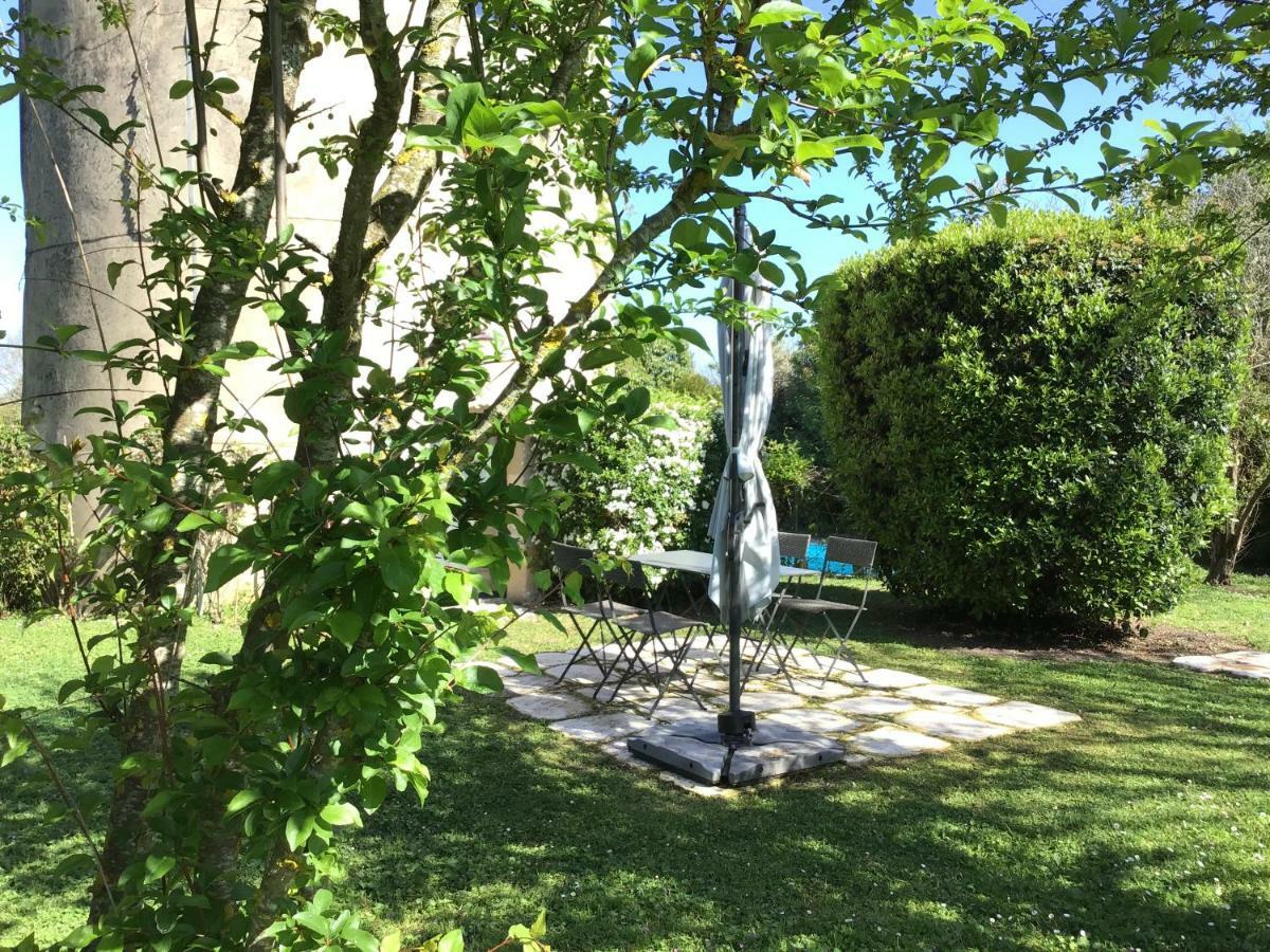 Le Moulin De *
